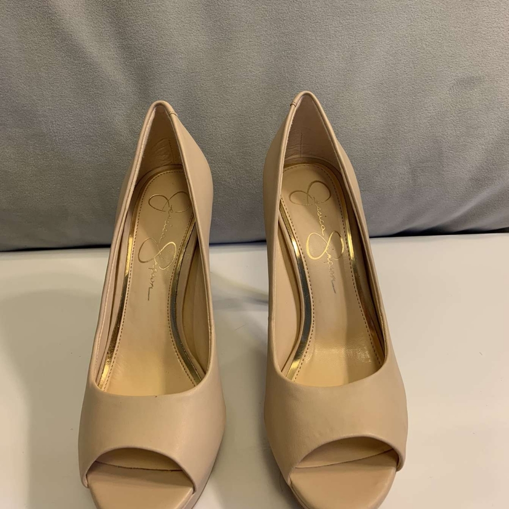 Beige Jessica Simpson heels